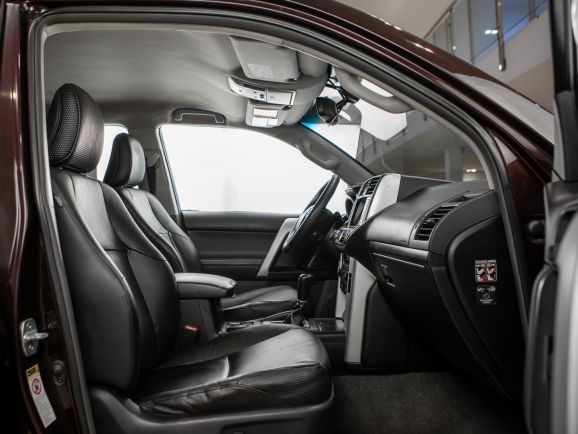 Toyota Land Cruiser Prado, АТ, 2011 фото 19