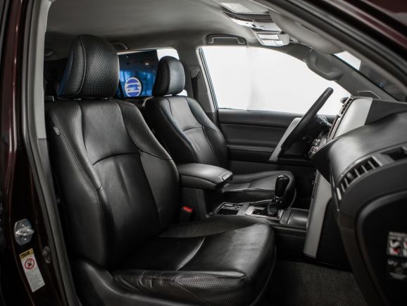 Toyota Land Cruiser Prado, АТ, 2011 фото 20