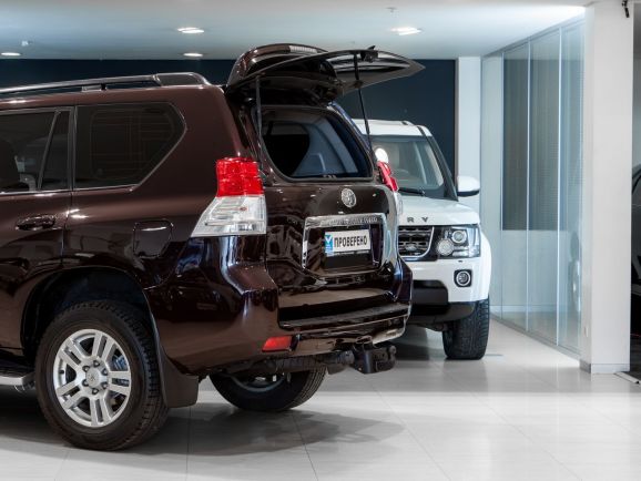 Toyota Land Cruiser Prado, АТ, 2011 фото 1