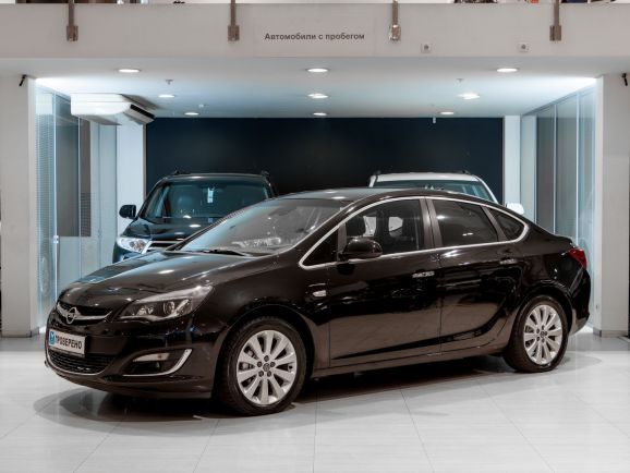 Opel Astra, АТ, 2013 фото 3