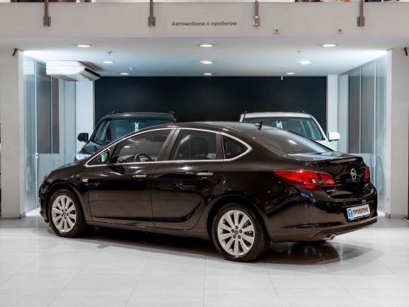 Opel Astra, АТ, 2013 фото 6