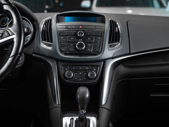 Opel Zafira, АТ, 2013 фото 10