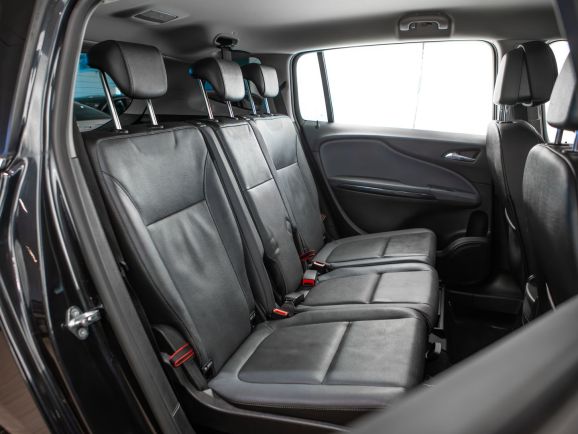 Opel Zafira, АТ, 2013 фото 2