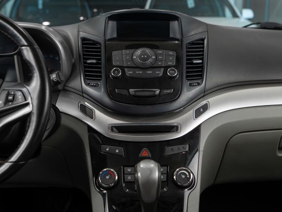 Chevrolet Orlando, АТ, 2012 фото 11