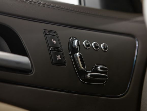 Kia Quoris, АТ, 2013 фото 18