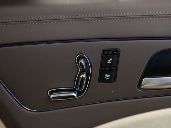 Kia Quoris, АТ, 2013 фото 26