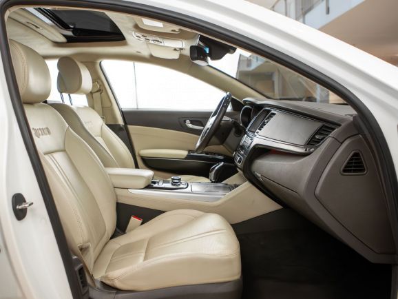 Kia Quoris, АТ, 2013 фото 28