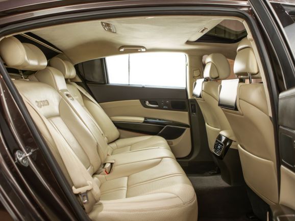 Kia Quoris, АТ, 2013 фото 8