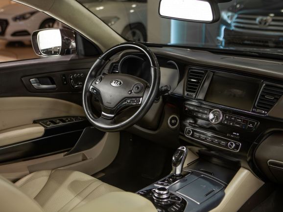 Kia Quoris, АТ, 2013 фото 17