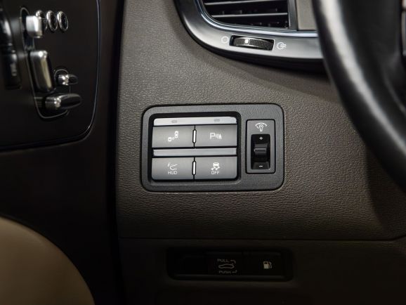 Kia Quoris, АТ, 2013 фото 21