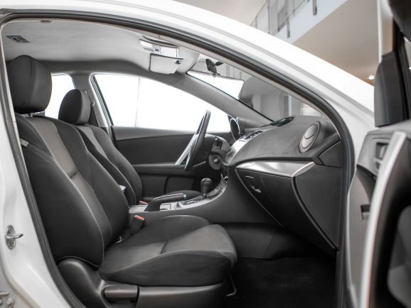 Mazda 3, АТ, 2012 фото 11