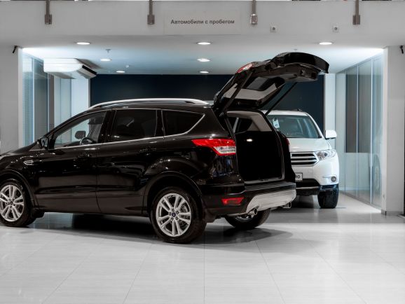 Ford Kuga, Робот, 2013 фото 1