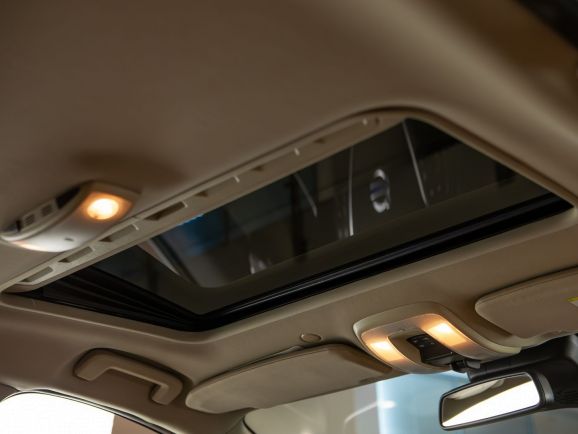 Volvo S60, АТ, 2012 фото 9