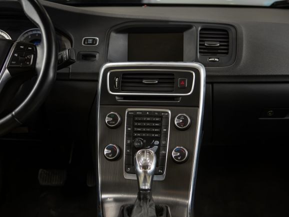 Volvo S60, АТ, 2012 фото 15