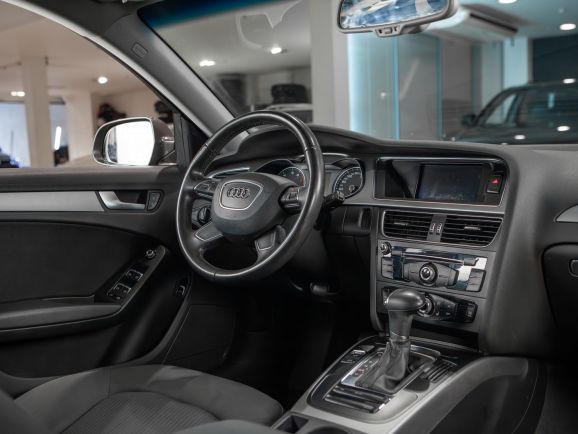 Audi A4, Вариатор, 2014 фото 8