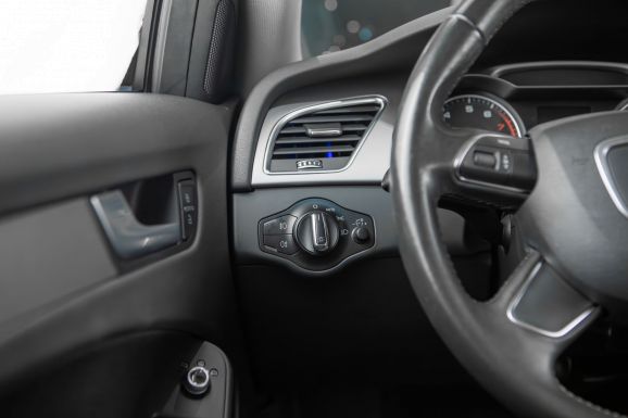 Audi A4, Вариатор, 2014 фото 11