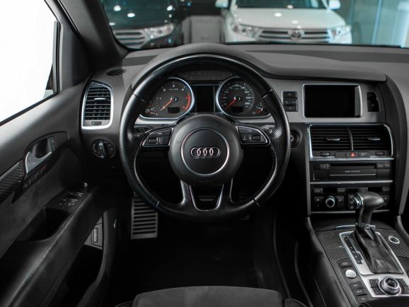 Audi Q7, АТ, 2013 фото 10