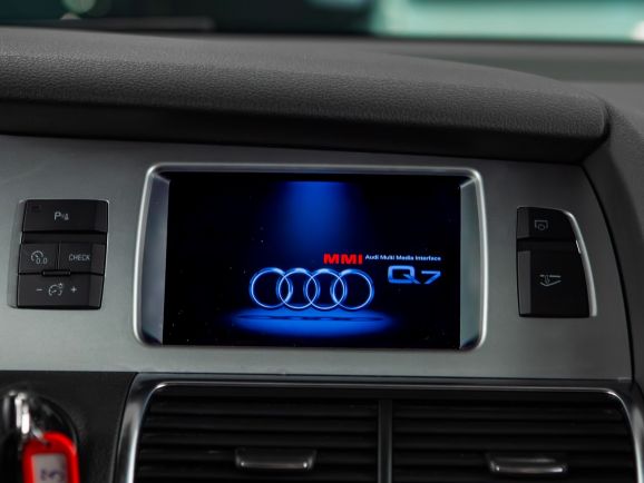 Audi Q7, АТ, 2013 фото 13