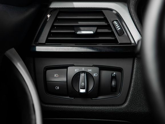 BMW 3 серия, АТ, 2014 фото 8