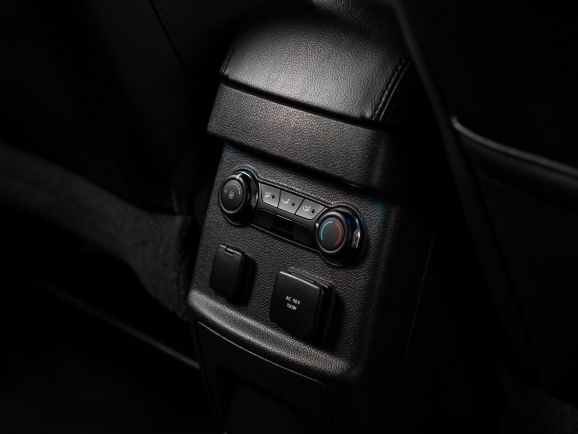 Ford Explorer, АТ, 2012 фото 10