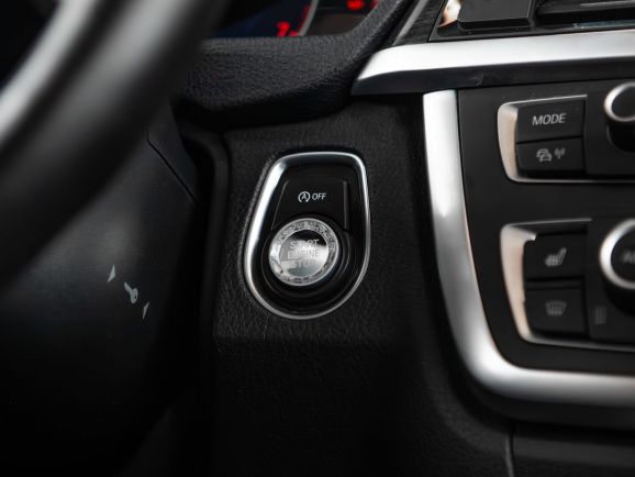 BMW 3 серия, АТ, 2013 фото 10