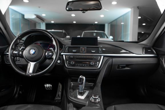 BMW 3 серия, АТ, 2013 фото 12