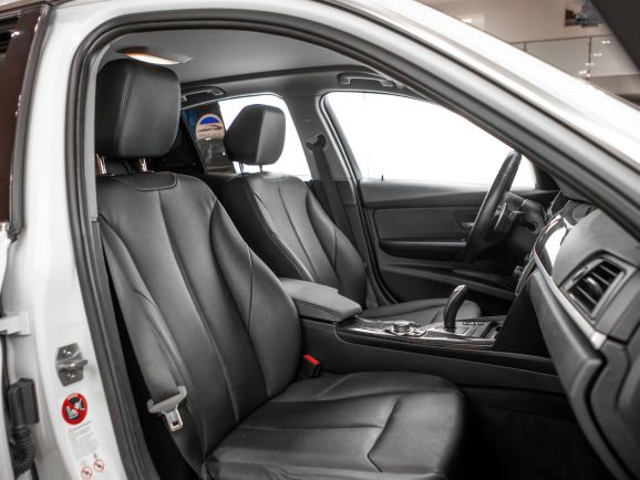 BMW 3 серия, АТ, 2013 фото 15