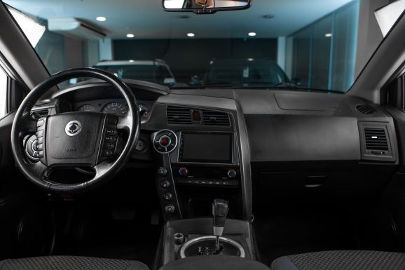 SsangYong Kyron, АТ, 2010 фото 10