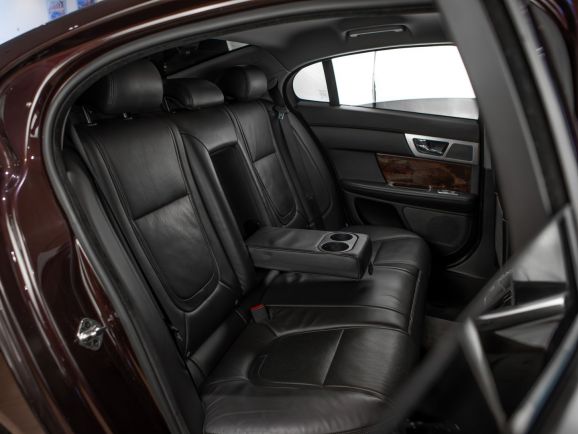 Jaguar XF, АТ, 2014 фото 2