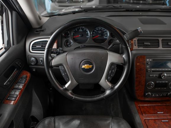 Chevrolet Tahoe, АТ, 2012 фото 18