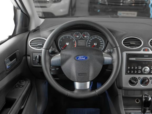 Ford Focus, АТ, 2006 фото 8