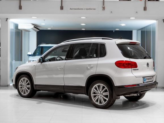 Volkswagen Tiguan, АТ, 2013 фото 6