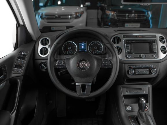 Volkswagen Tiguan, АТ, 2013 фото 9