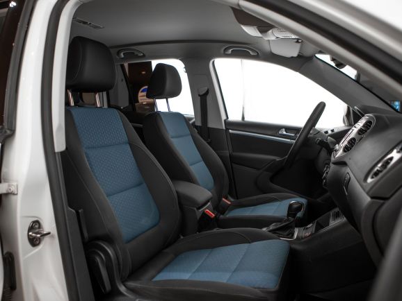 Volkswagen Tiguan, АТ, 2013 фото 13