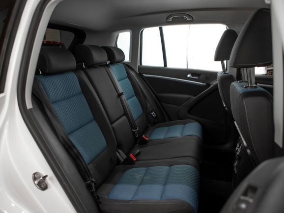 Volkswagen Tiguan, АТ, 2013 фото 2