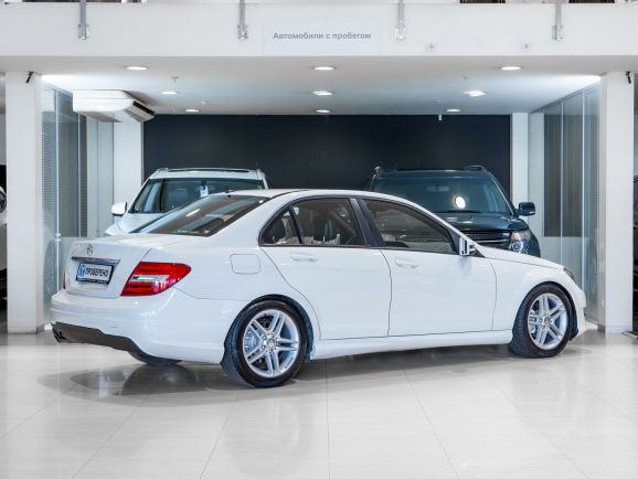 Mercedes-Benz C-класс, АТ, 2011 фото 4