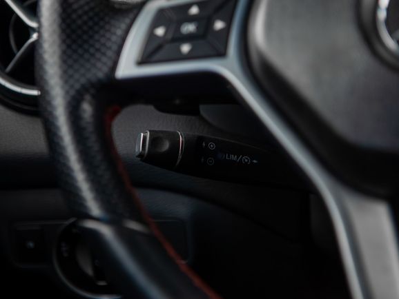 Mercedes-Benz CLA-класс, Робот, 2013 фото 12