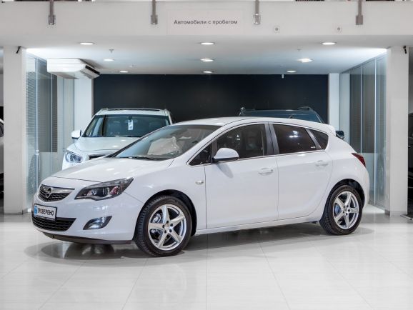 Opel Astra, АТ, 2012 фото 3