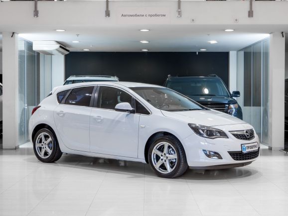 Opel Astra, АТ, 2012 фото 5