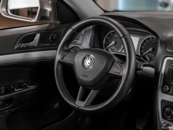 Skoda Octavia, МТ, 2011 фото 8