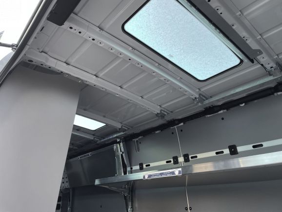 Mercedes-Benz Sprinter, АТ, 2023 фото 9