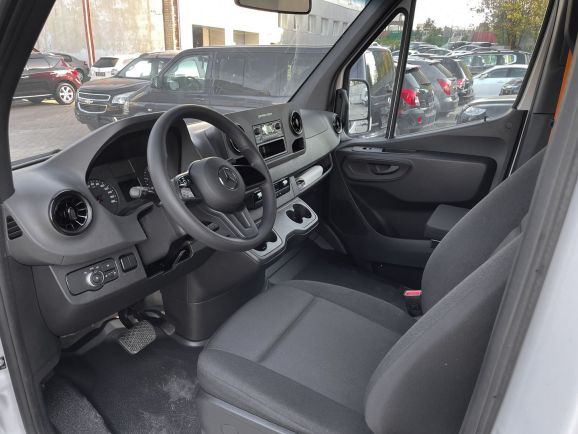 Mercedes-Benz Sprinter, АТ, 2023 фото 1