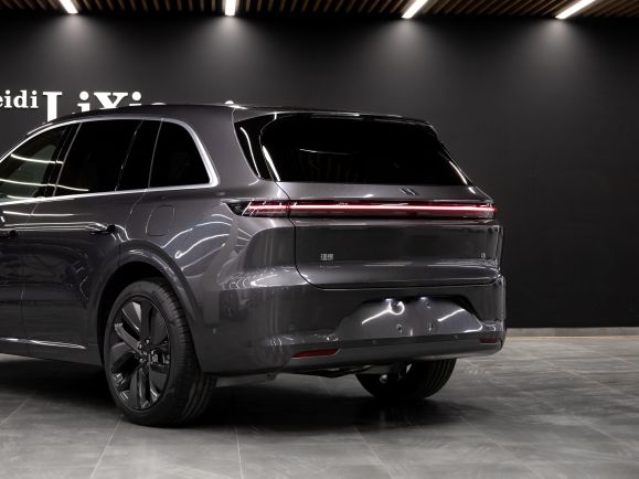 LiXiang L6, 1.5 л, АТ, 2024 фото 8