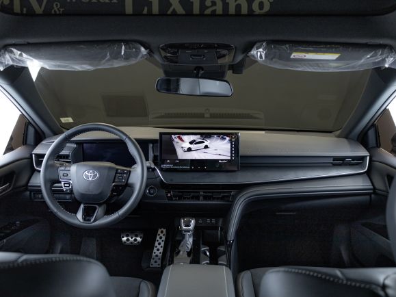 Toyota Camry, 2.0 л, Вариатор, 2024 фото 18