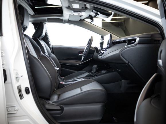 Toyota Corolla, 2.0 л, Вариатор, 2022 фото 12