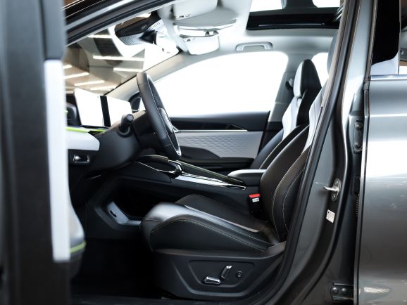 Geely Coolray, 1.5 л, Робот, 2024 фото 15