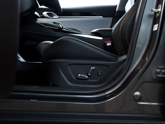 Geely Coolray, 1.5 л, Робот, 2024 фото 16