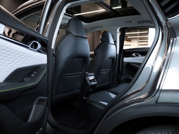 Geely Coolray, 1.5 л, Робот, 2024 фото 26