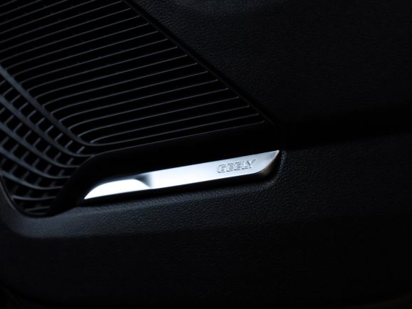 Geely Coolray, 1.5 л, Робот, 2024 фото 24