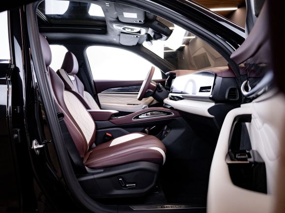 Geely Monjaro, 2.0 л, АТ, 2023 фото 10